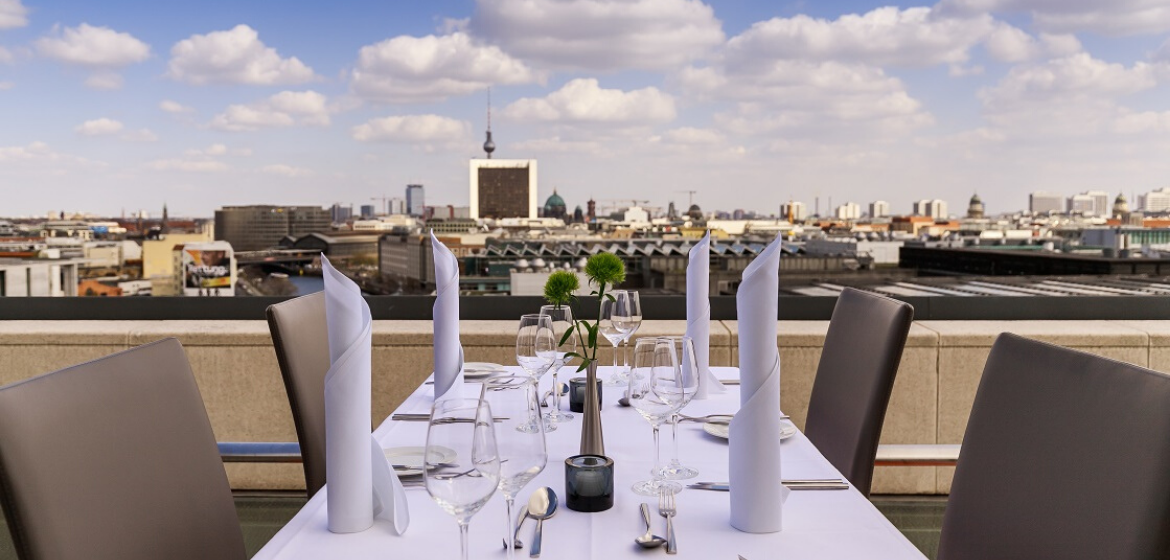 Speisen über den Dächern Berlins im