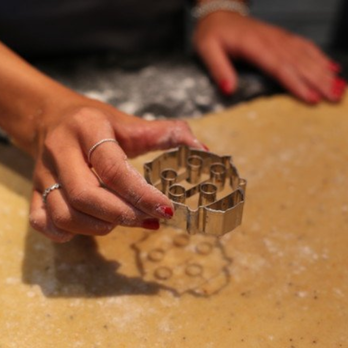 Genuss-Workshop: Kinder-Weihnachtsbacken I 2.12.23
